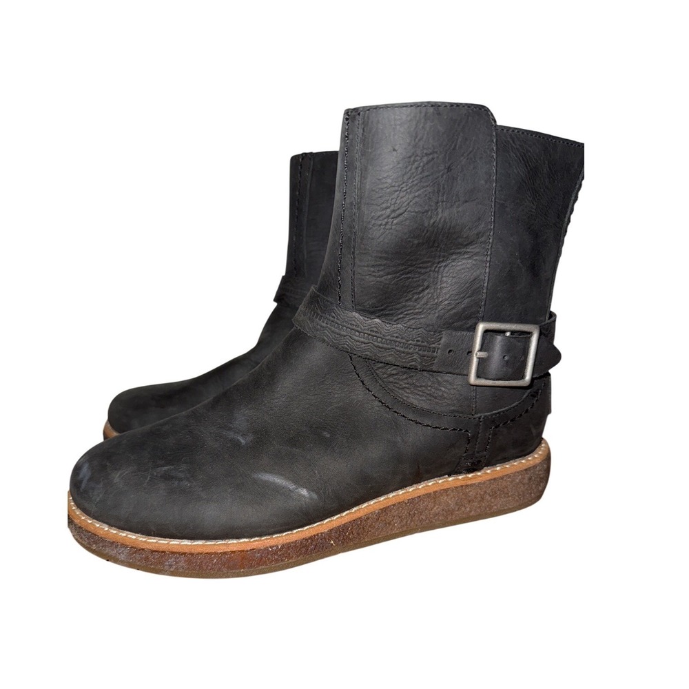 UGG Cedric Black Leather Sheepskin Lined Ankle Boots 1012034 Womens 5